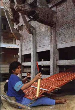 toraja weaving sadan